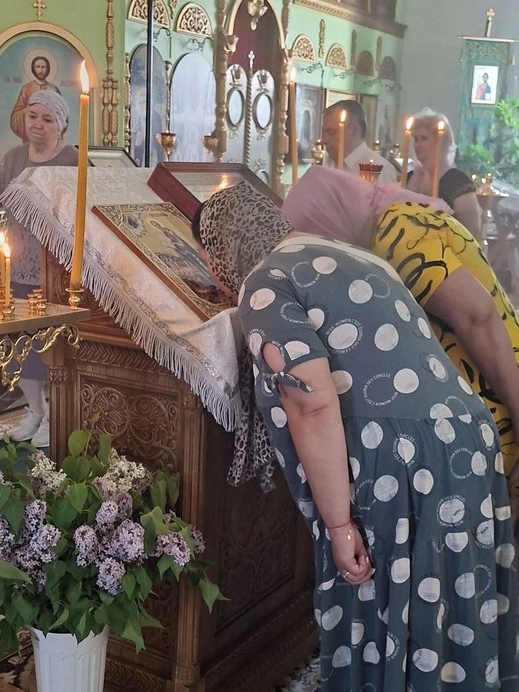 Вечерня Великого Пятка и чин погребения плащаницы